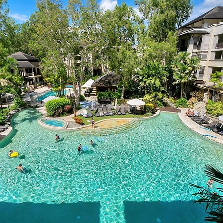 Private Apartments In The Temple Beachfront Resort Palm Cove Exterior foto