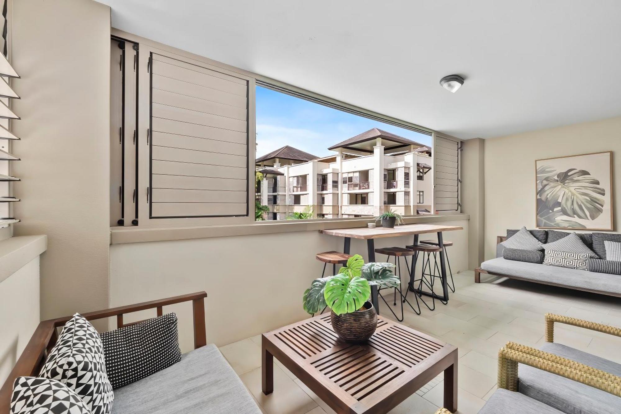 Private Apartments In The Temple Beachfront Resort Palm Cove Zimmer foto